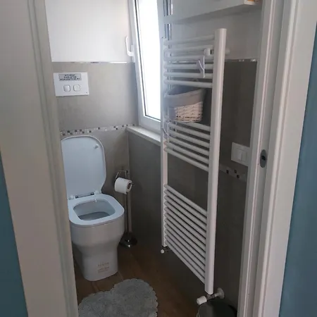 Un Posto Al Sole نومانا