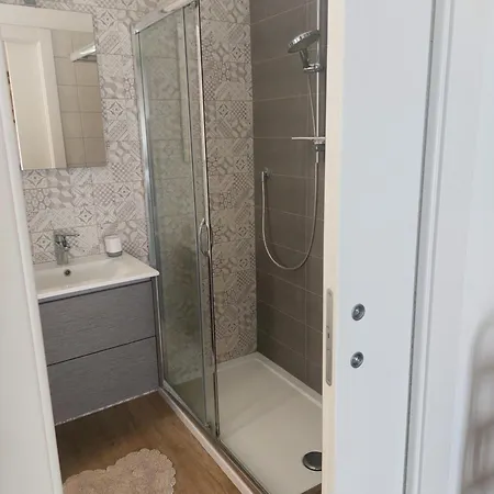 Un Posto Al Sole Numana